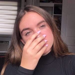 Meet your Posher, Laurie